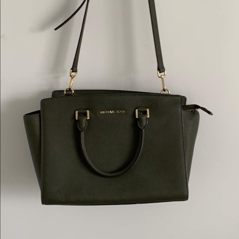 Michael kors handbag